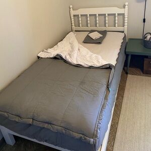 Beddy’s Twin Reese / Modern Gray (minky)